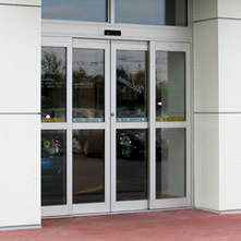 Automatic Retail Chain Doors