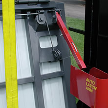 Bi-fold Auto Latch System